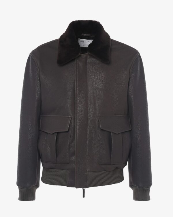 Dyes bomber in pelle